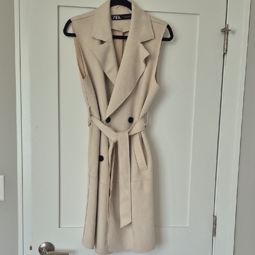 Zara Cream Sleeveless Belted Vest
